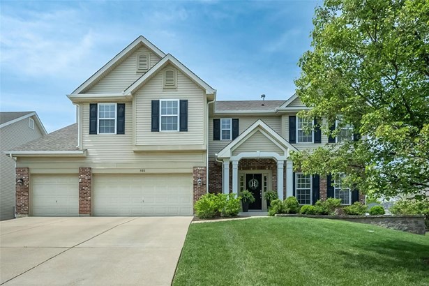 Residential, Traditional - Des Peres, MO