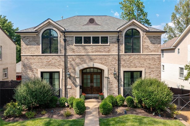 Residential, Traditional - Clayton, MO