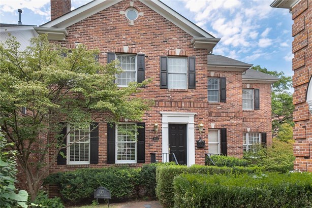 Residential, Traditional - Clayton, MO