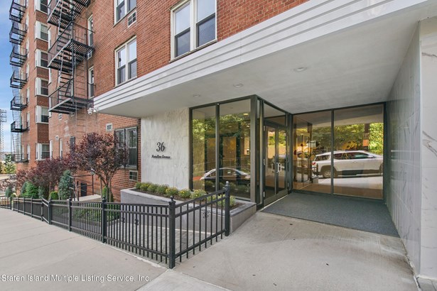 Apartment,High Rise, High Rise - Staten Island, NY