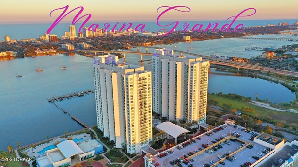 Condominium, Modern - Holly Hill, FL