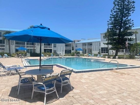 Condominium - PONCE INLET, FL