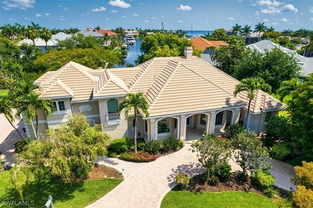 Single Family Residence, Florida,Two Story,Traditional - FORT MYERS, FL