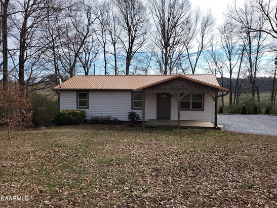 Ranch,Residential, Traditional - Madisonville, TN
