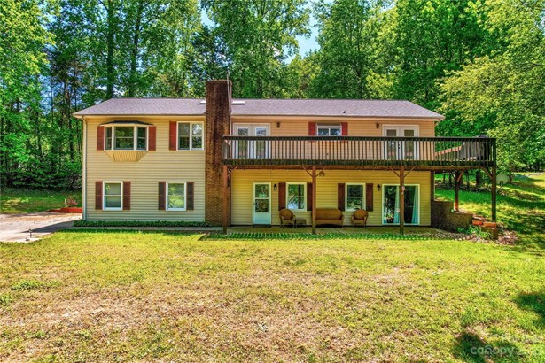 Single Family Residence, Ranch,Transitional - Sherrills Ford, NC