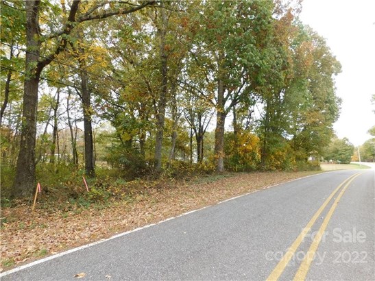 Lot - Maiden, NC
