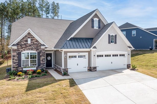 Single Family Residence, Cottage - Mount Holly, NC