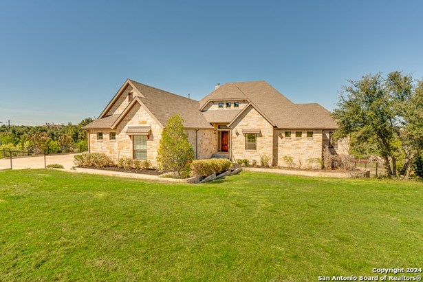 Single Family Detached - Driftwood, TX