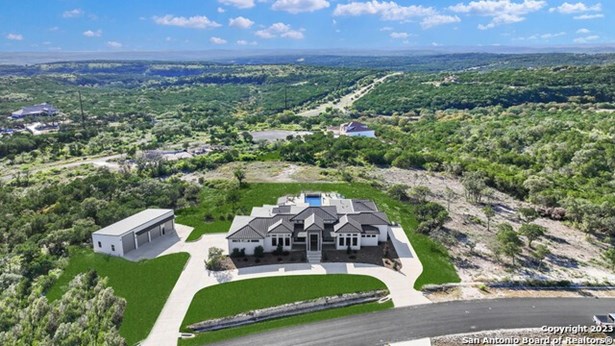 Single Family Detached - Mico, TX