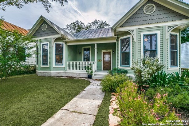 Single Family Detached - San Antonio, TX