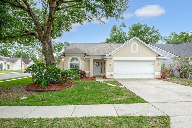 Patio Home, Single Family Residence - CASSELBERRY, FL