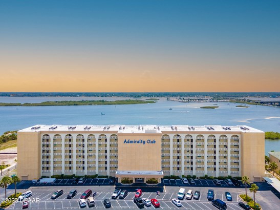 Condominium - Port Orange, FL