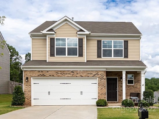 Single Family Residence - Mount Holly, NC