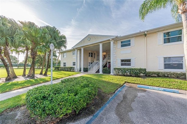 Attached Home - Vero Beach, FL