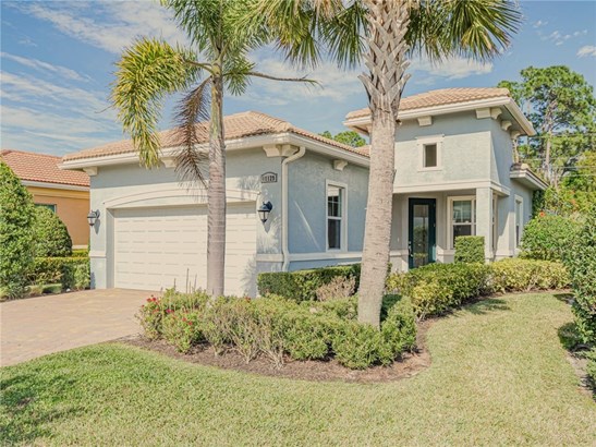 Two Story, Detached - Port St. Lucie, FL