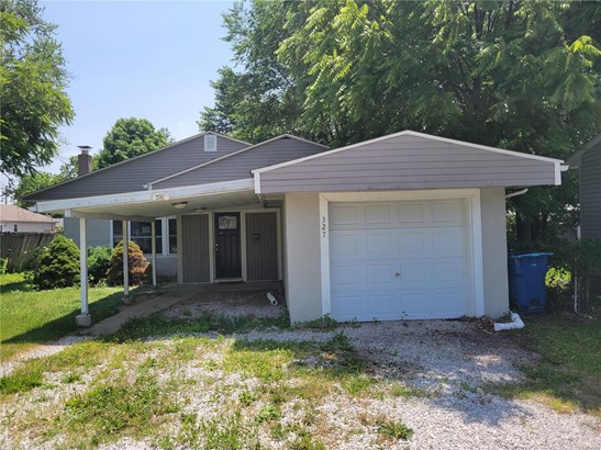Residential, Traditional,Ranch - Bethalto, IL