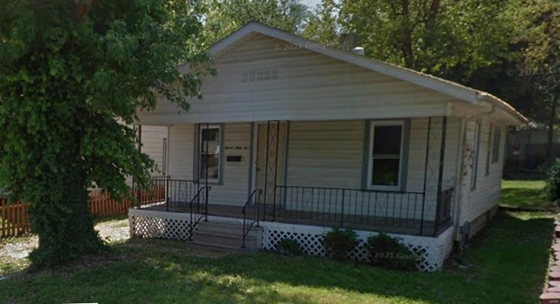 Traditional,Bungalow / Cottage, Residential - Alton, IL