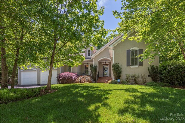 Single Family Residence, Contemporary - Biltmore Lake, NC