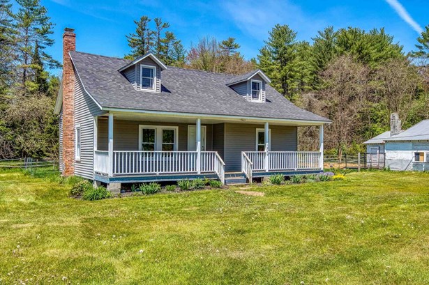 Cape, Single Family - Lisbon, NH