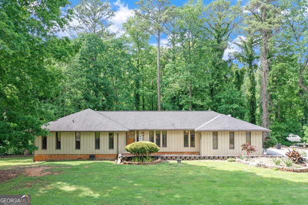 Ranch,House, Single Family Residence - Lawrenceville, GA