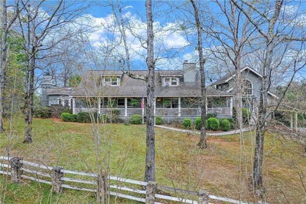 Single Family Residence, Traditional - Gainesville, GA