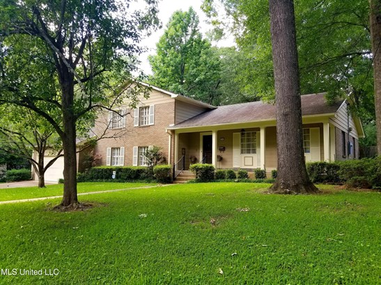 Single Family Residence, Traditional - Jackson, MS