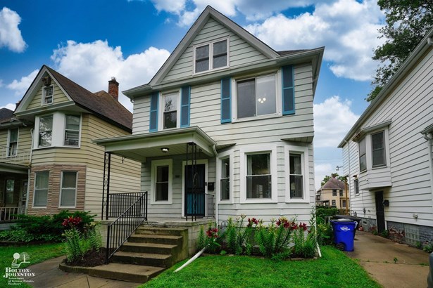 Colonial, Single Family - Detroit, MI