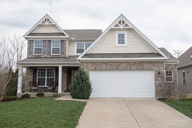 Transitional, Single Family Residence - Union Twp, OH
