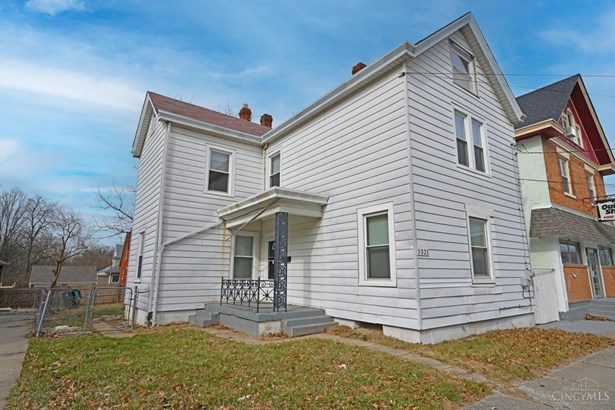 Single Family Residence, Traditional - Cincinnati, OH