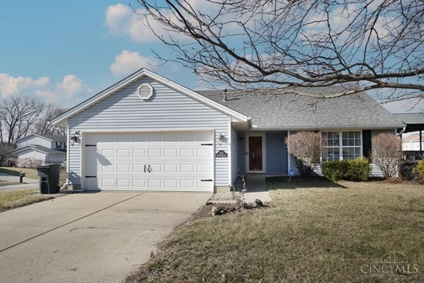 Single Family Residence, Ranch,Transitional - Monroe, OH