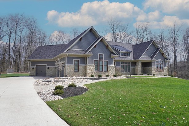 Single Family Residence, Ranch - Clearcreek Twp., OH