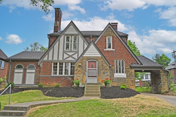 Tudor, Single Family Residence - Cincinnati, OH