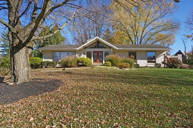 Single Family Residence, Ranch - Montgomery, OH