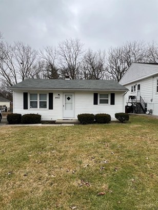 Single Family Residence, Ranch - Middletown, OH