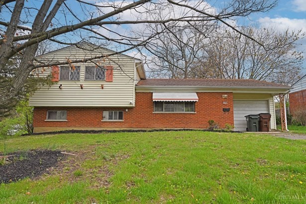 Single Family Residence, Traditional - Springfield Twp., OH