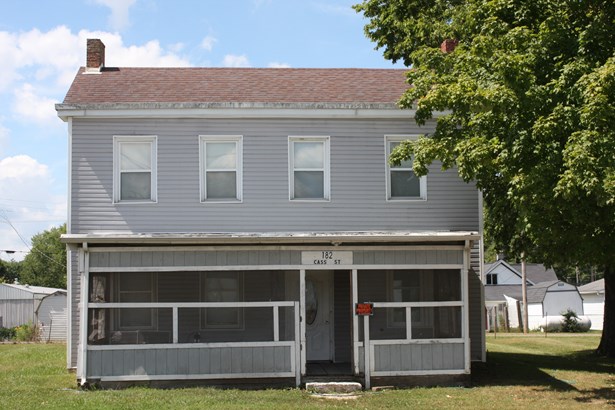 Single  Family  Residence, Traditional - Laurel, IN