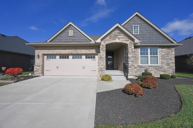 Single Family Residence, Ranch - Ross Twp, OH