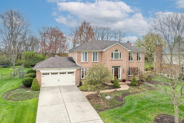 Single Family Residence, Traditional - Symmes Twp, OH