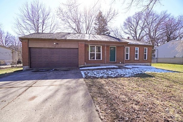 Single Family Residence, Ranch - Miami Twp, OH