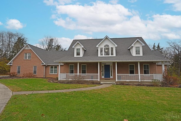Single Family Residence, Traditional - Harrison Twp, OH