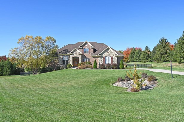 Single Family Residence, Traditional - Waynesville, OH