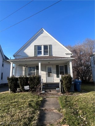 Single Family Residence, Traditional - Lorain, OH