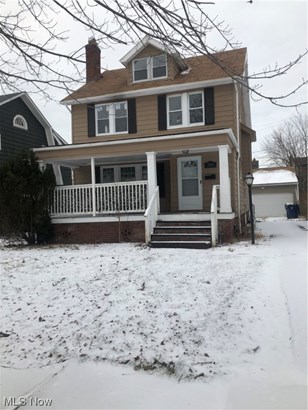 Single Family Residence, Colonial - Cleveland Heights, OH