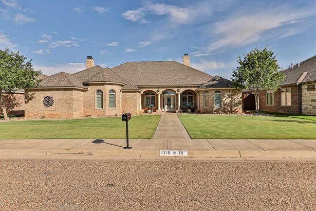 1 Story,Traditional, Single Family Residence - Wolfforth, TX