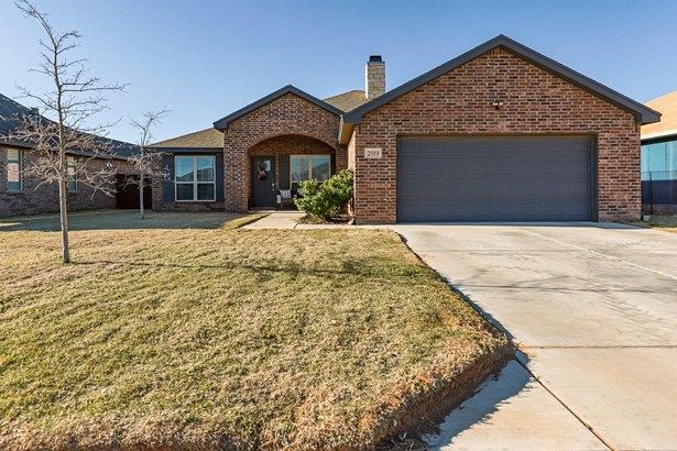 1 Story,Traditional, Single Family Residence - Lubbock, TX