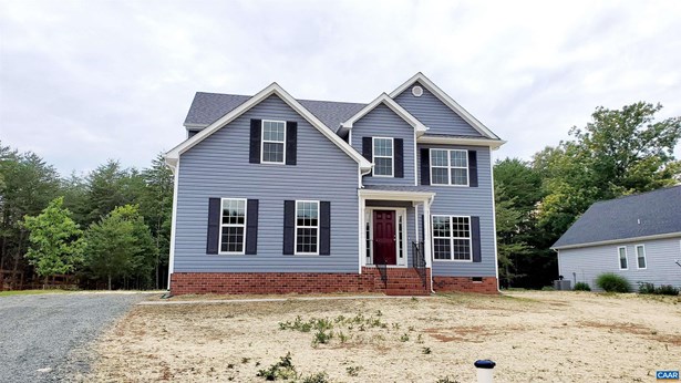 Colonial, Detached - LOUISA, VA
