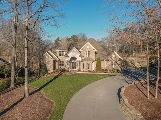 Gorgeous home on the golf course in private gated community