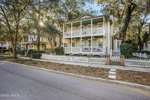 Two Story, Single Family - Beaufort, SC