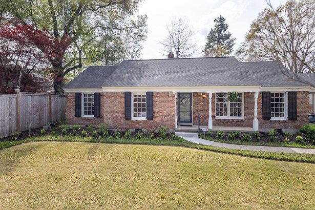 Colonial,Traditional, Detached Single Family - Memphis, TN