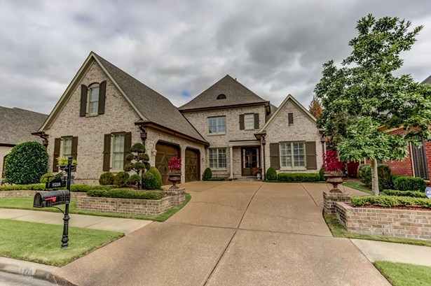Detached Single Family, Traditional - Germantown, TN